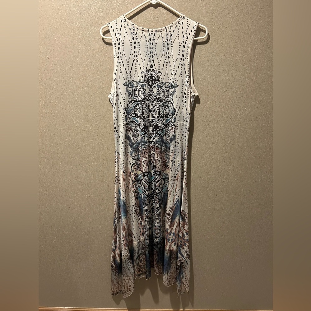 Sleeveless Dress - Picture 3 of 5